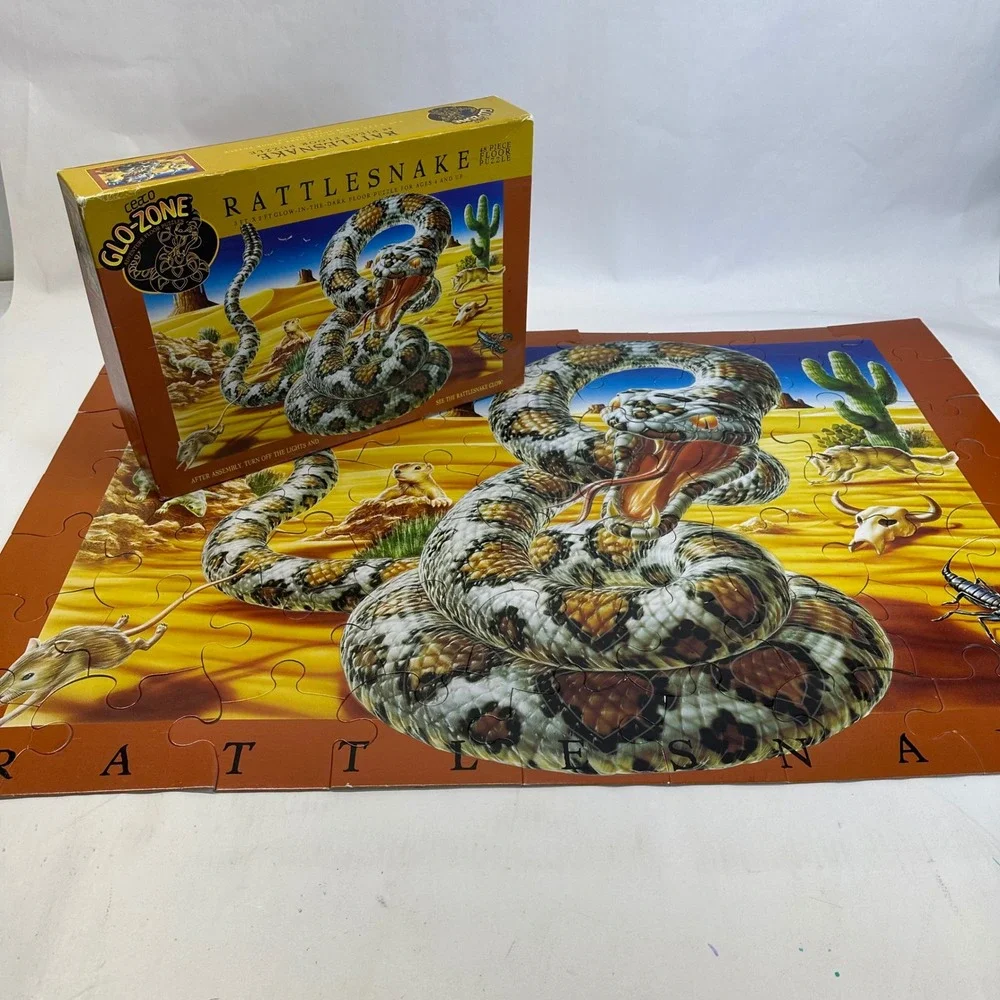 Glo Zone Rattlesnake 48 Piece Glow in the Dark Floor Puzzle Ages‎ 4 Plus